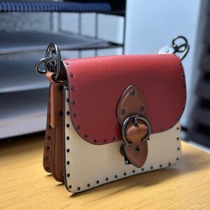 Coach genuine glove tanned leather bag